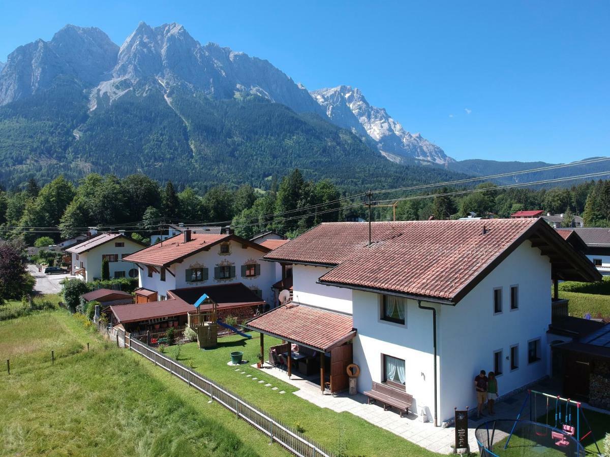 Vila Ferienhaus Alpenperle Grainau Exteriér fotografie