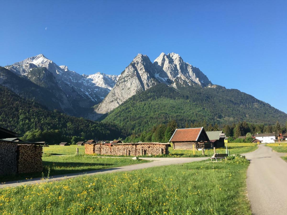 Vila Ferienhaus Alpenperle Grainau Exteriér fotografie